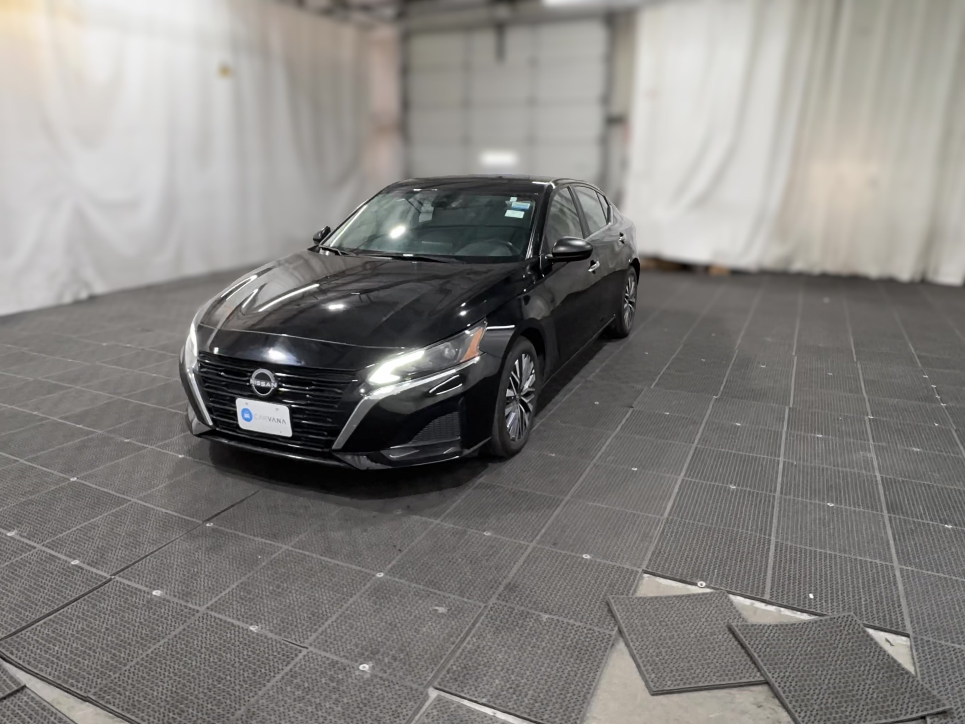 2025 Nissan Altima SV - Photo 22