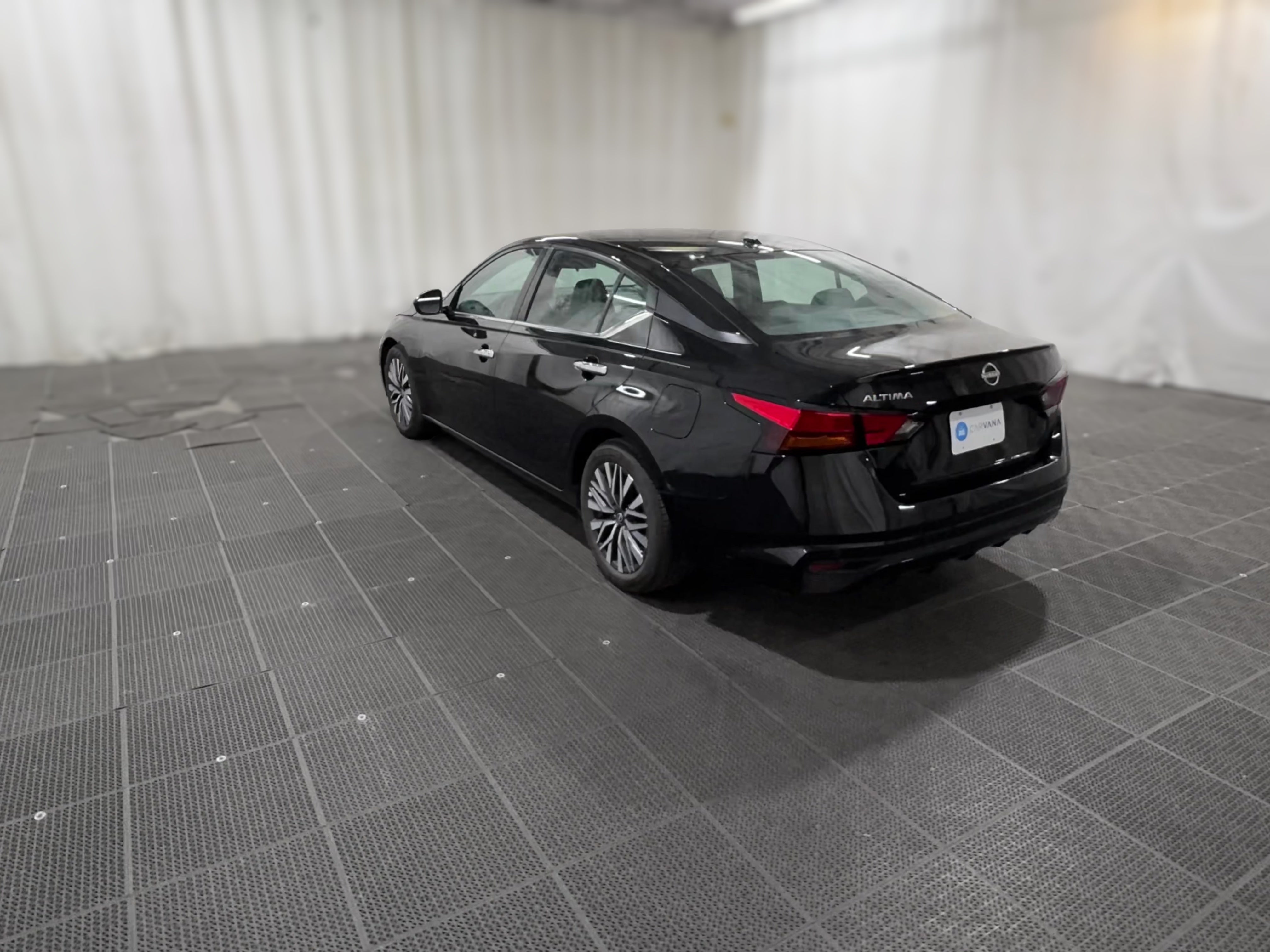 2025 Nissan Altima SV - Photo 27