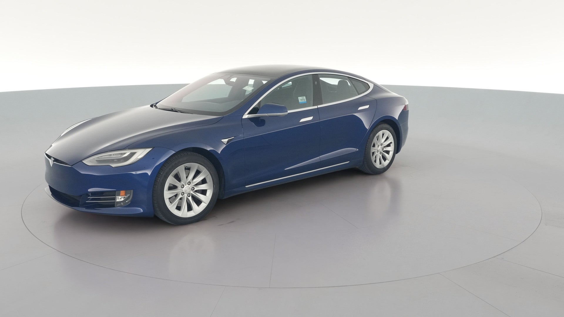 2019 Tesla Model S vehicle photo