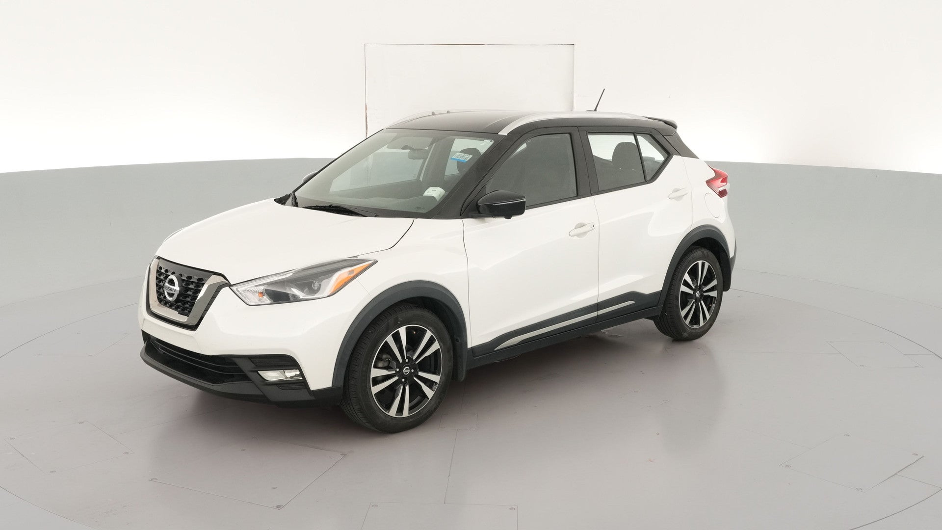 2019 Nissan Kicks vehicle photo