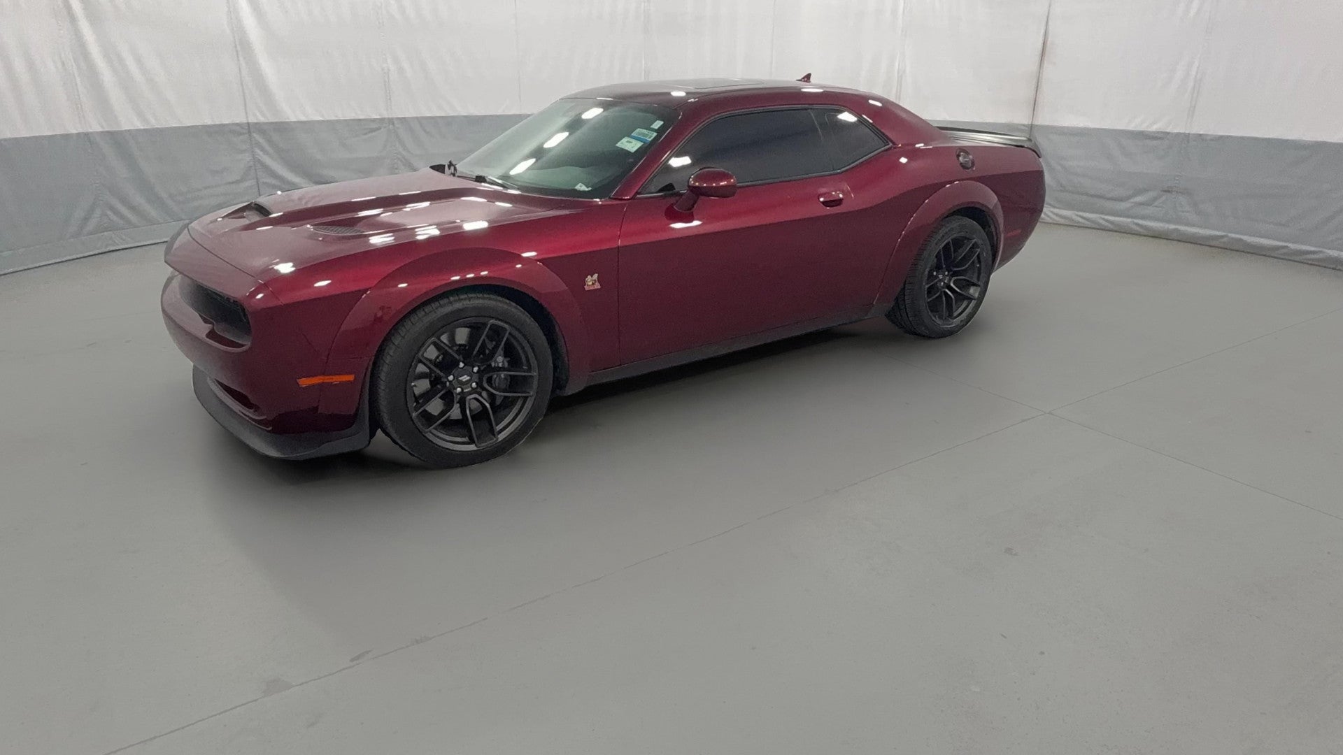 2019 Dodge Challenger vehicle photo
