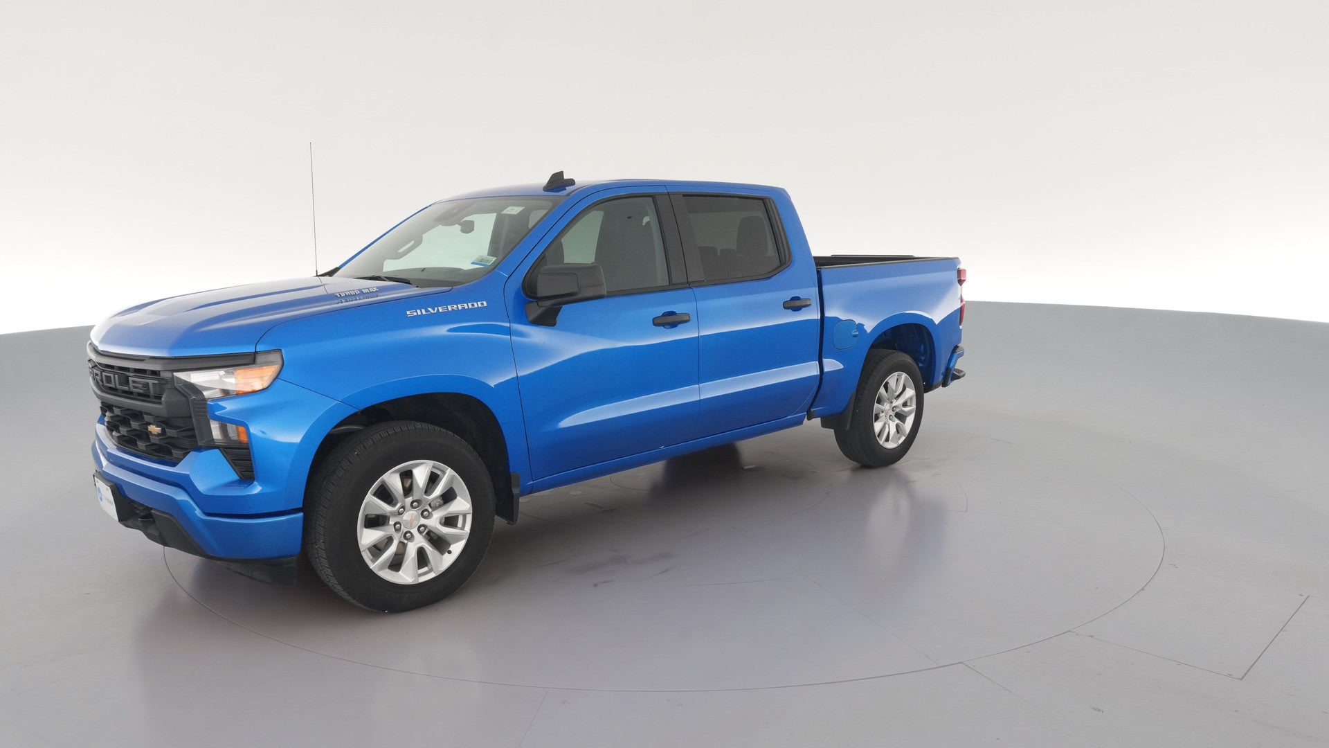 2025 Chevrolet Silverado 1500 Crew Cab vehicle photo