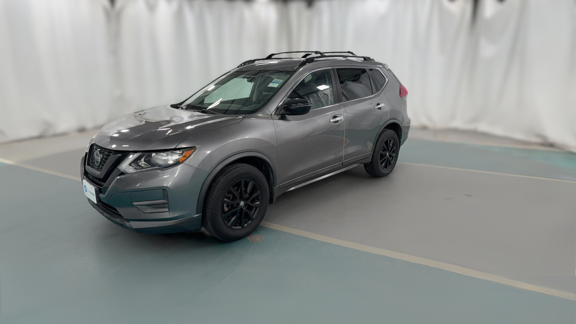 2018 Nissan Rogue vehicle photo