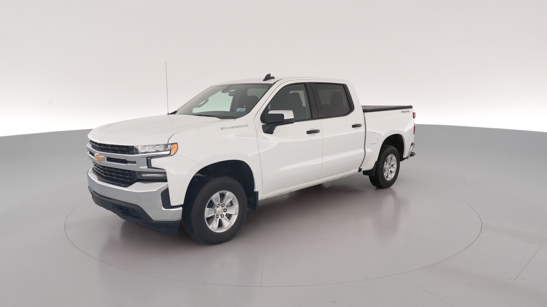 2021 Chevrolet Silverado 1500 Crew Cab vehicle photo