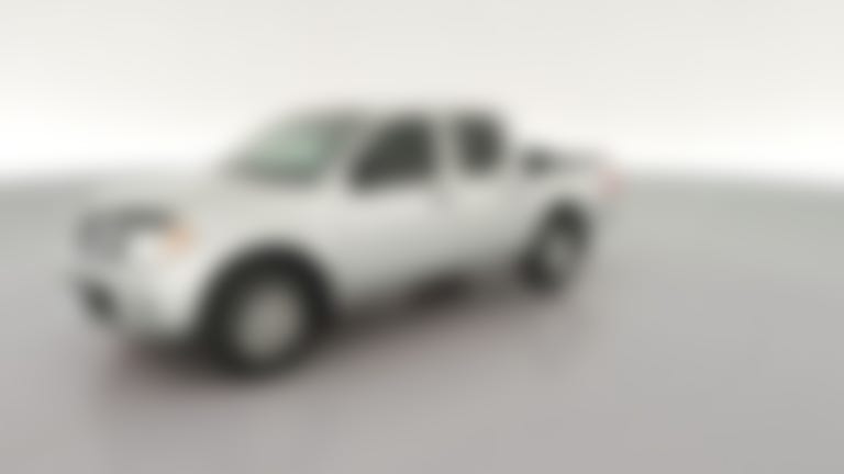 2015 Nissan Frontier Crew Cab vehicle photo