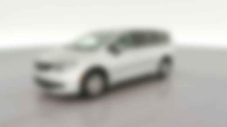 2023 Chrysler Voyager vehicle photo