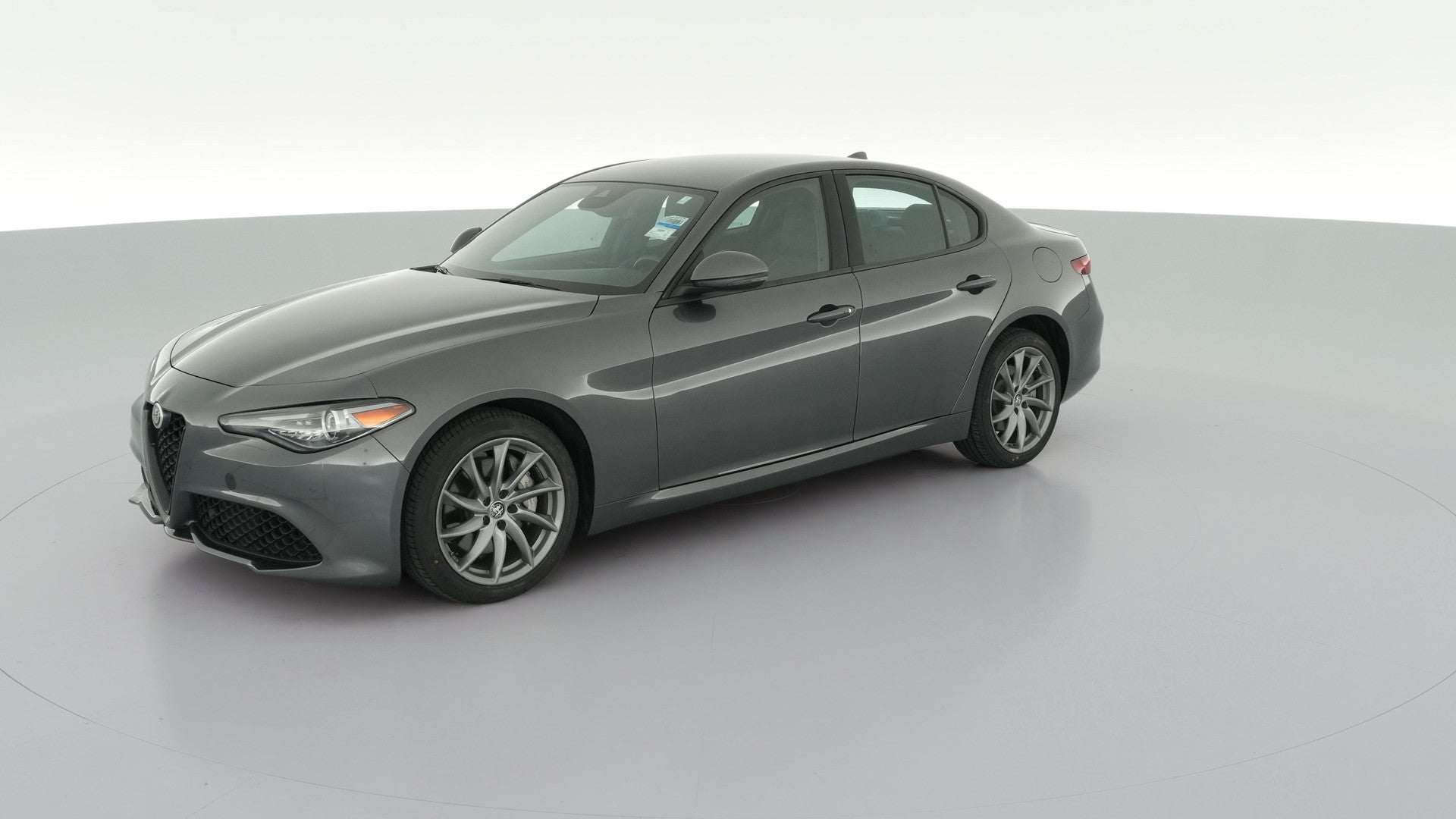 2022 Alfa Romeo Giulia vehicle photo