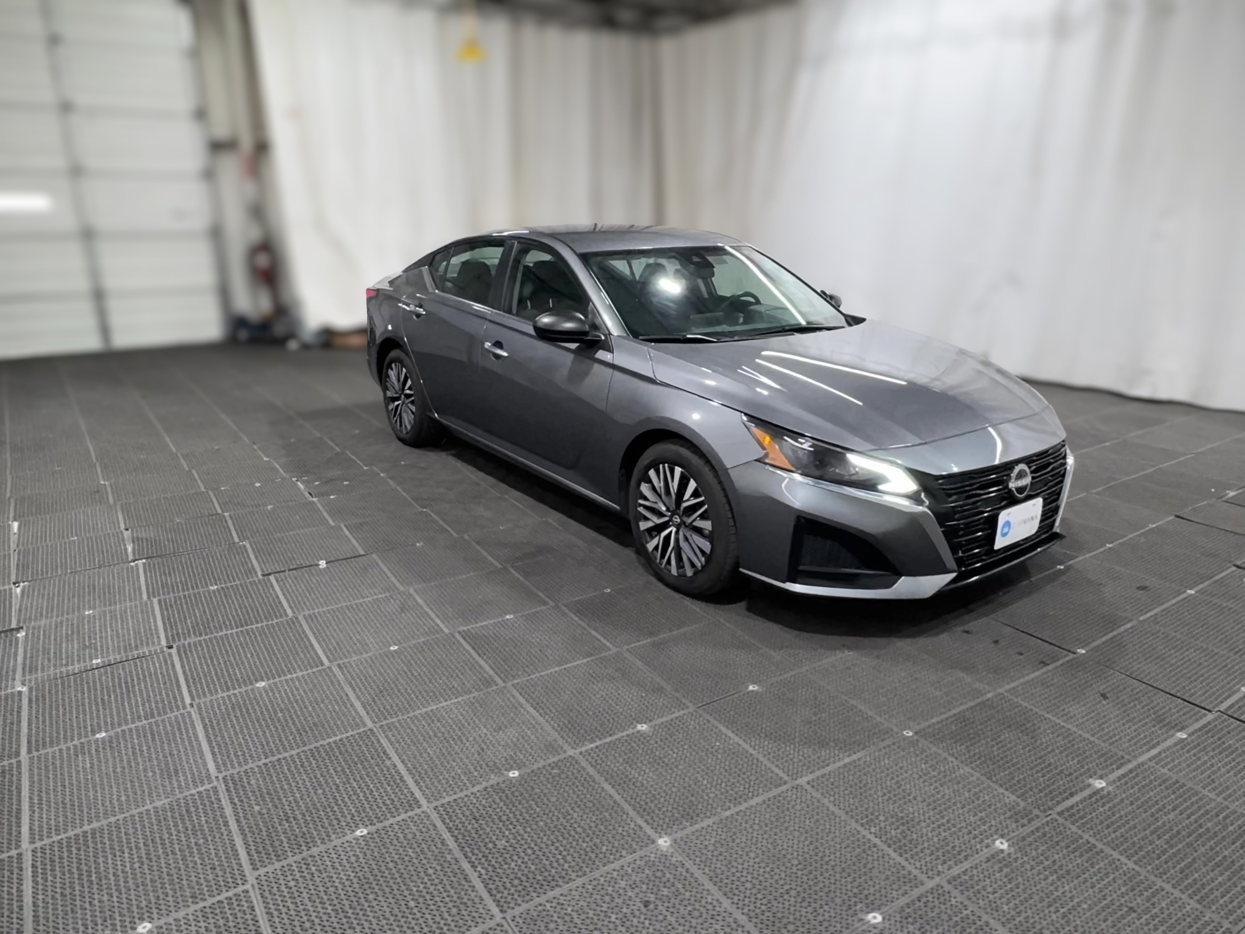 2025 Nissan Altima SV - Photo 33