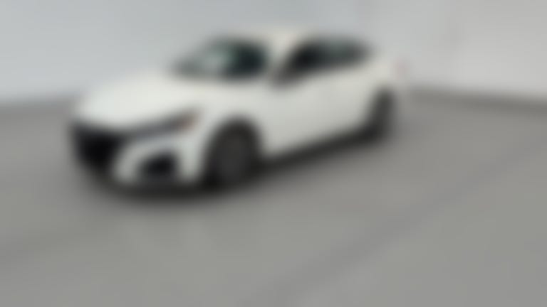 2025 Nissan Altima vehicle photo