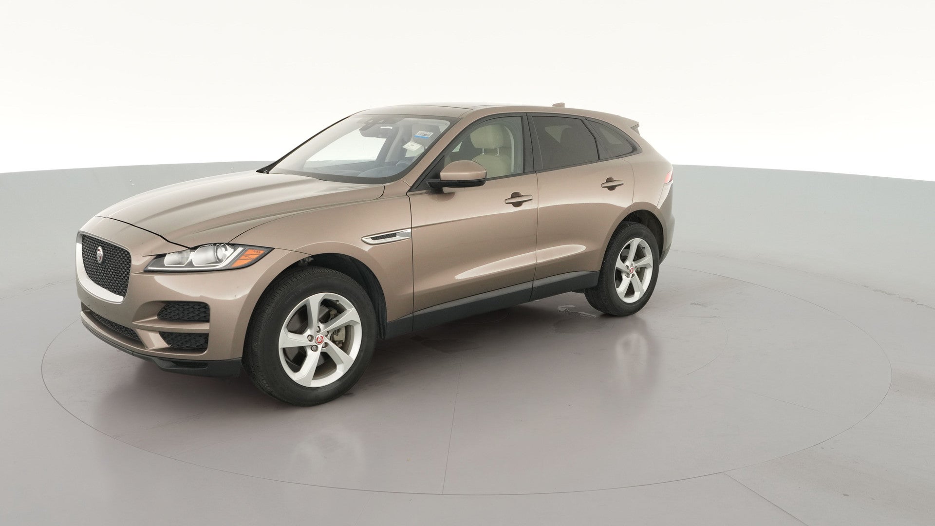 2017 Jaguar F-PACE vehicle photo