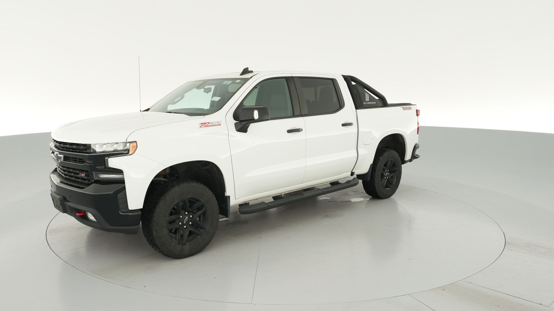 2020 Chevrolet Silverado 1500 Crew Cab vehicle photo
