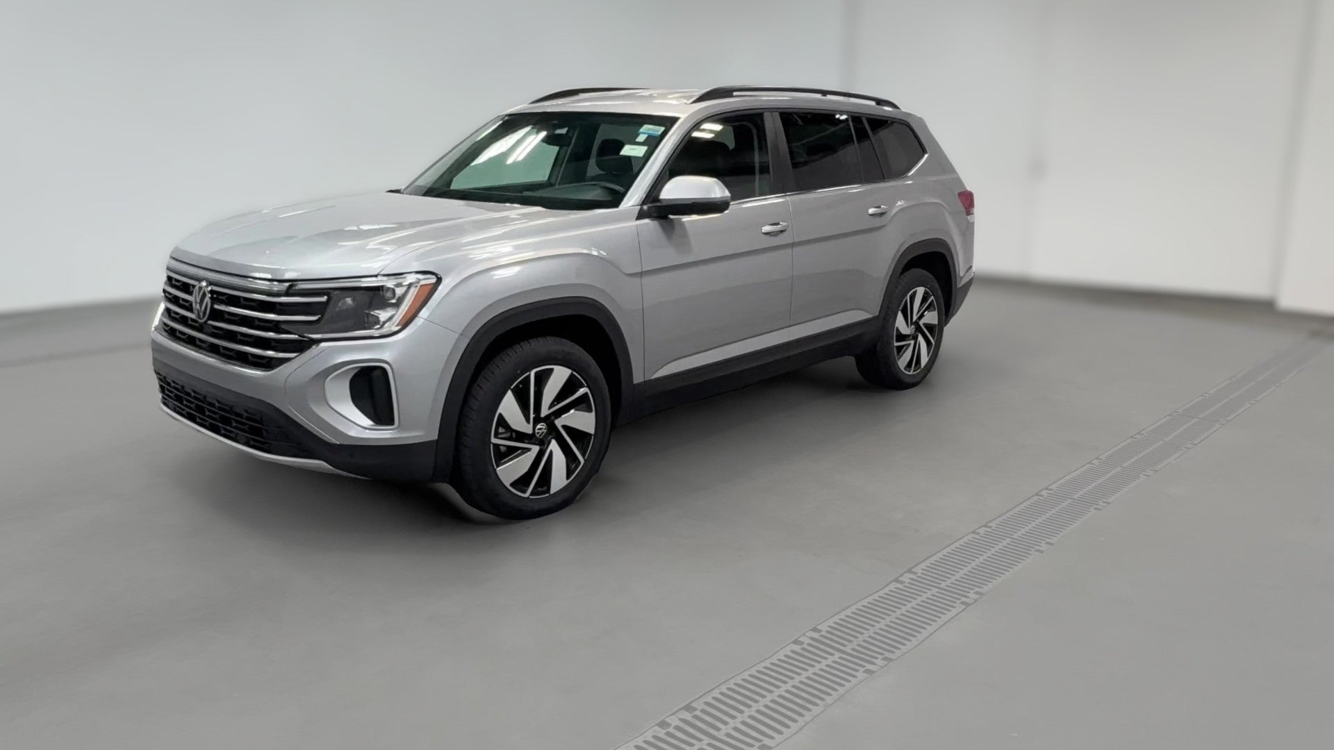 2026 Volkswagen Atlas vehicle photo