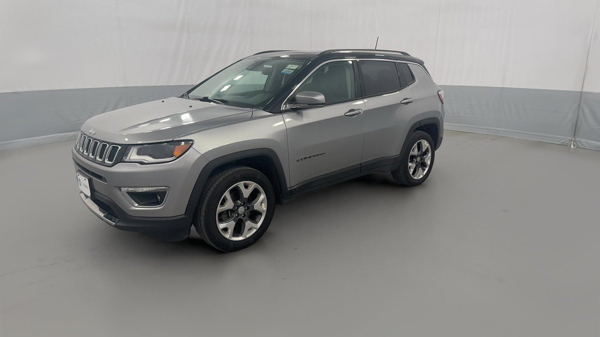 2018 Jeep Compass vehicle photo