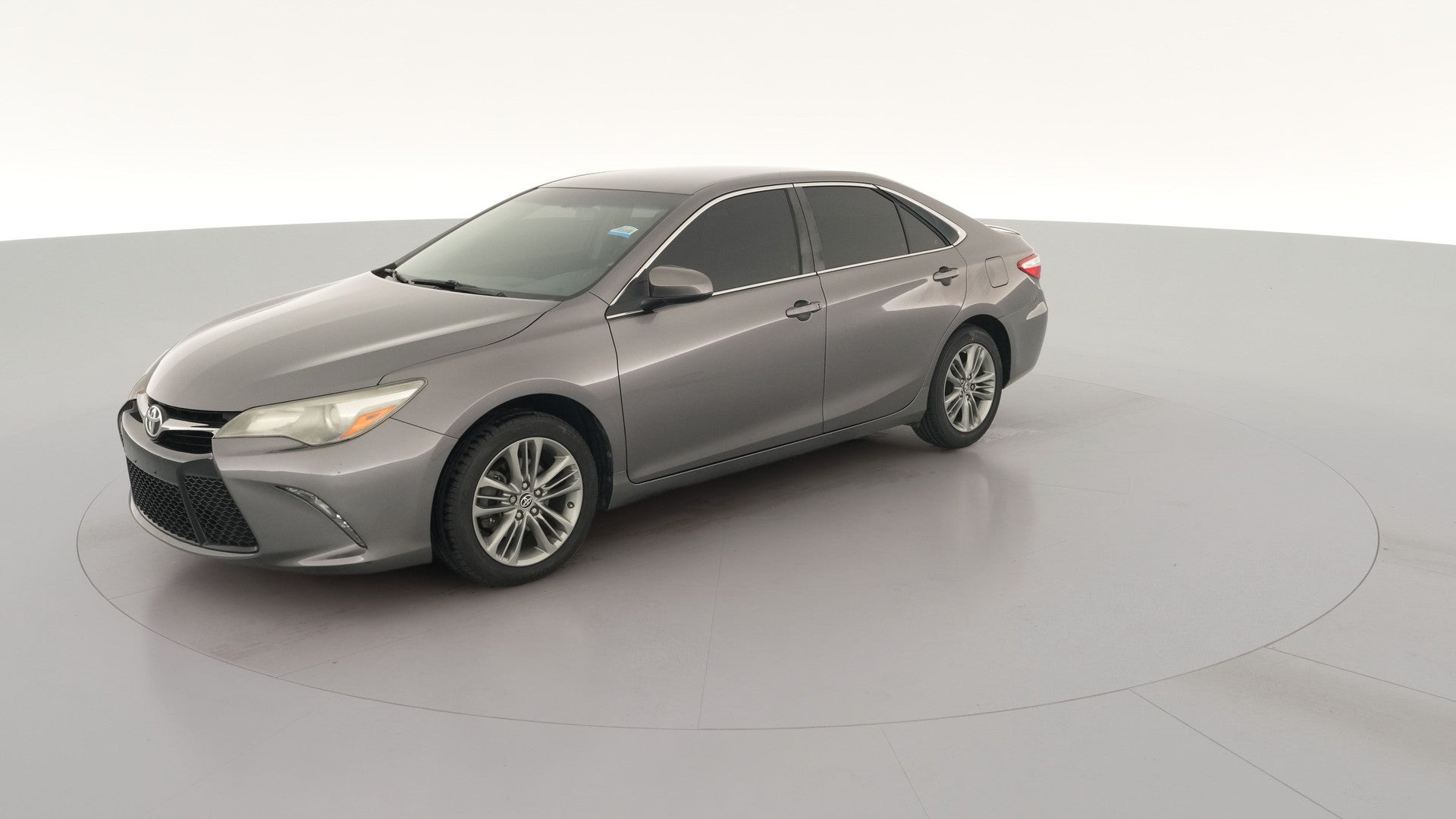 2016 Toyota Camry vehicle photo