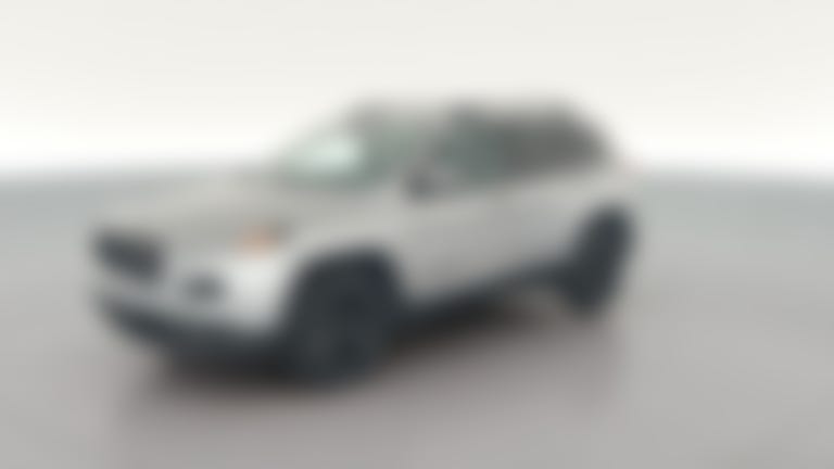 2018 Jeep Cherokee vehicle photo