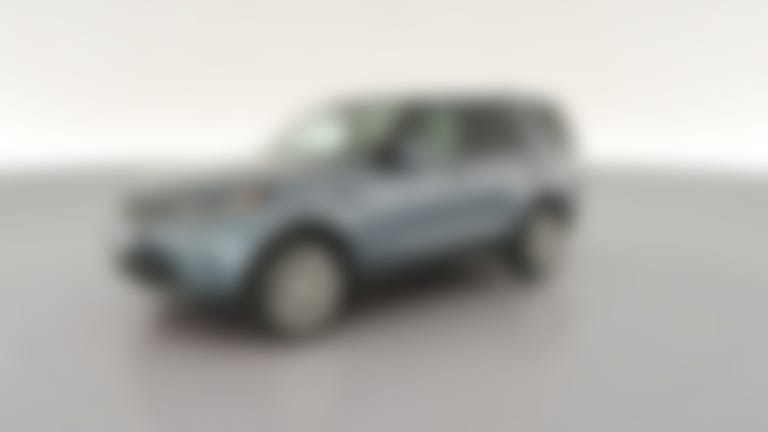 2023 Land Rover Discovery vehicle photo