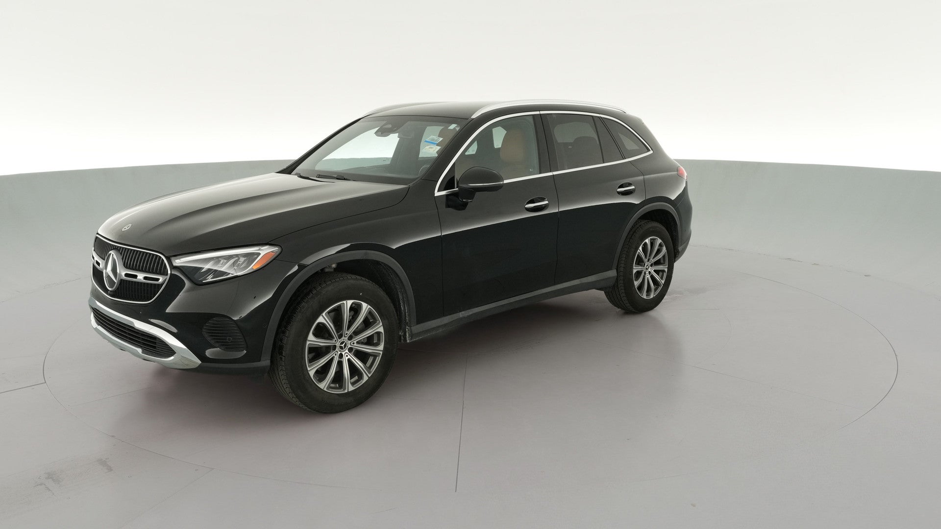2025 Mercedes-Benz GLC vehicle photo