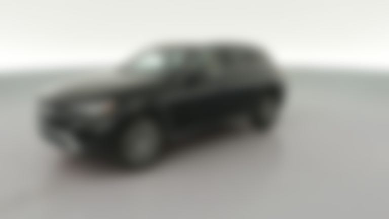 2025 Mercedes-Benz GLC vehicle photo