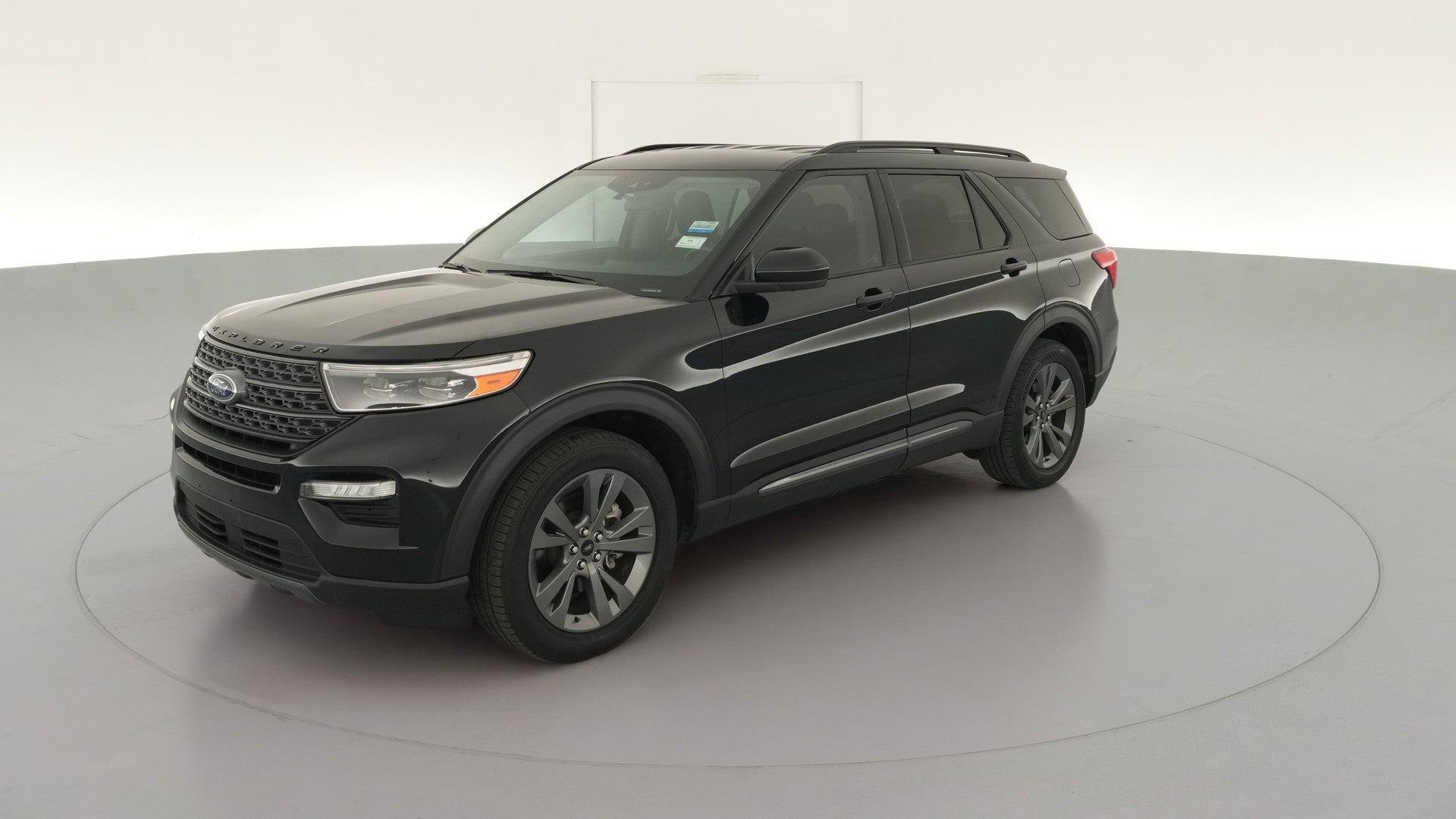 2022 Ford Explorer vehicle photo
