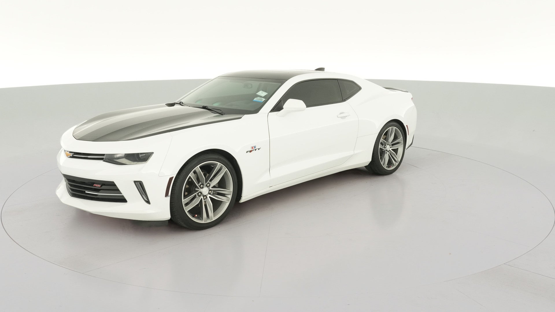 2017 Chevrolet Camaro vehicle photo