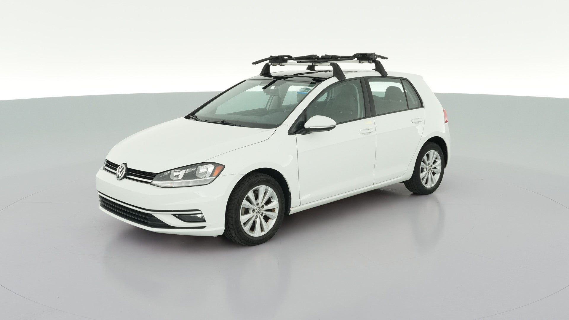 2019 Volkswagen Golf vehicle photo