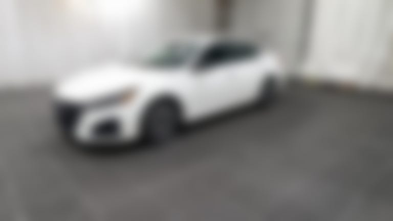 2025 Nissan Altima vehicle photo