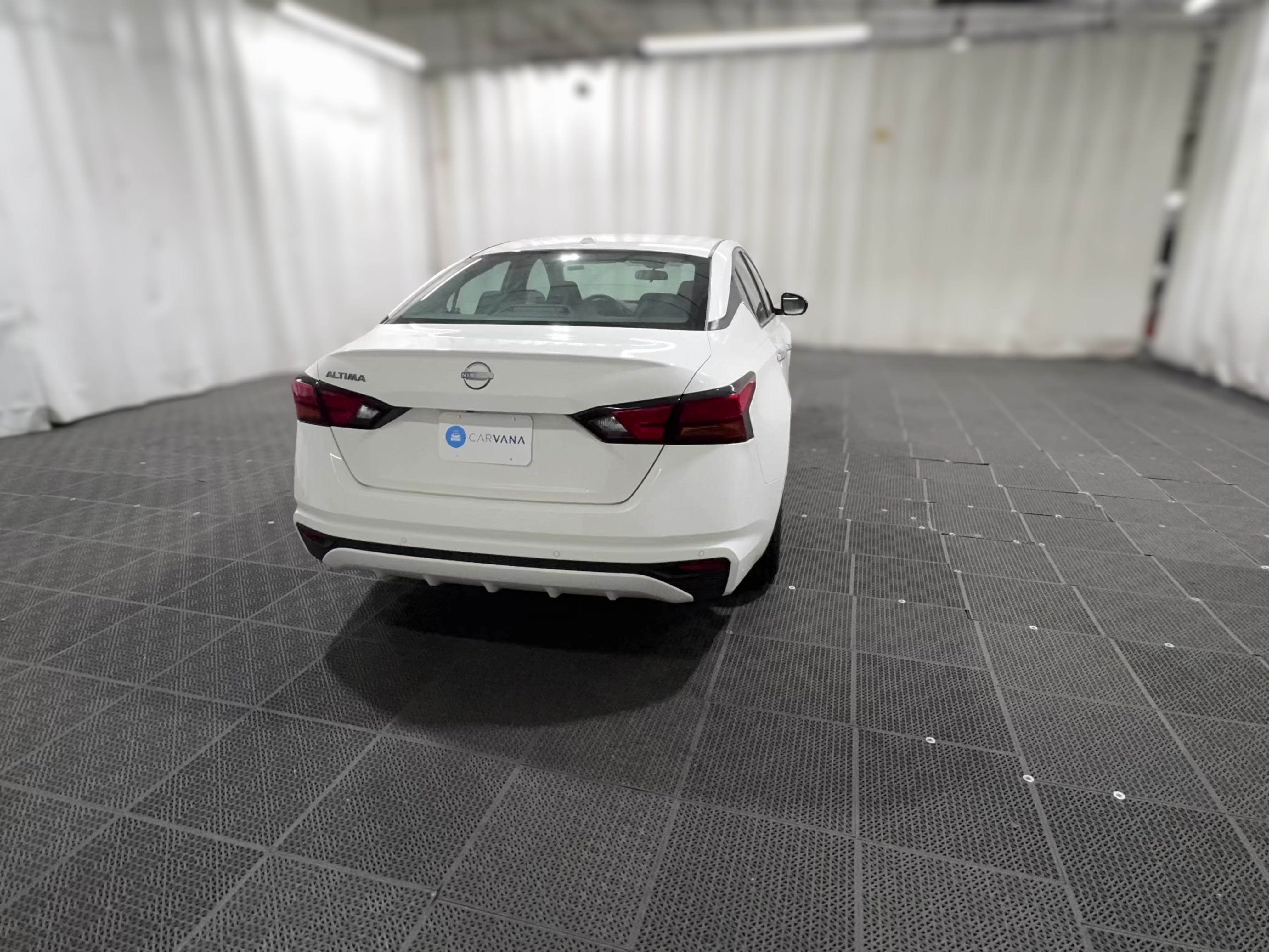 2025 Nissan Altima SV - Photo 25