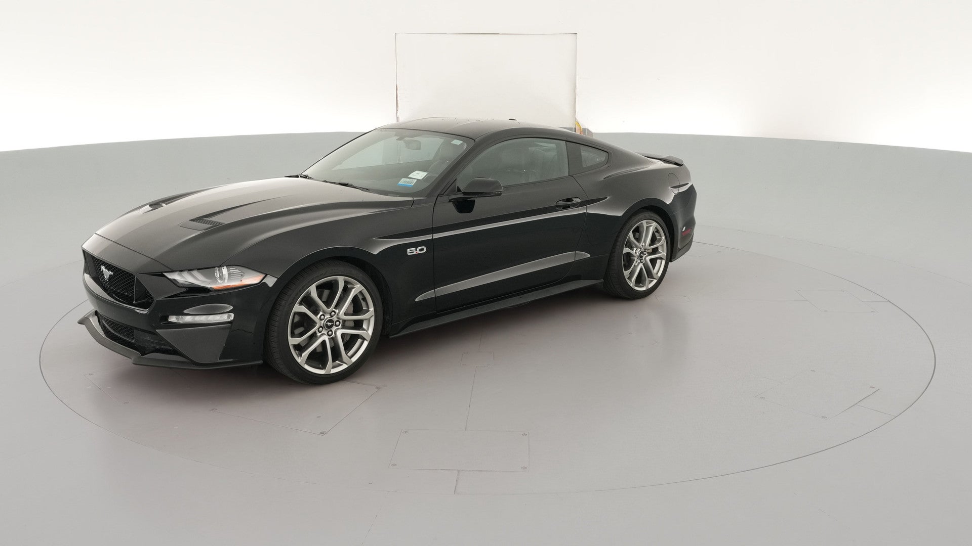 2019 Ford Mustang vehicle photo