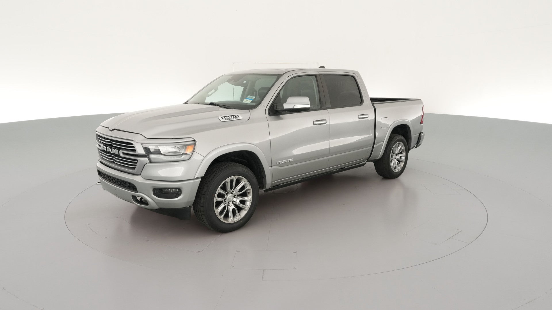 2022 Ram 1500 Crew Cab vehicle photo