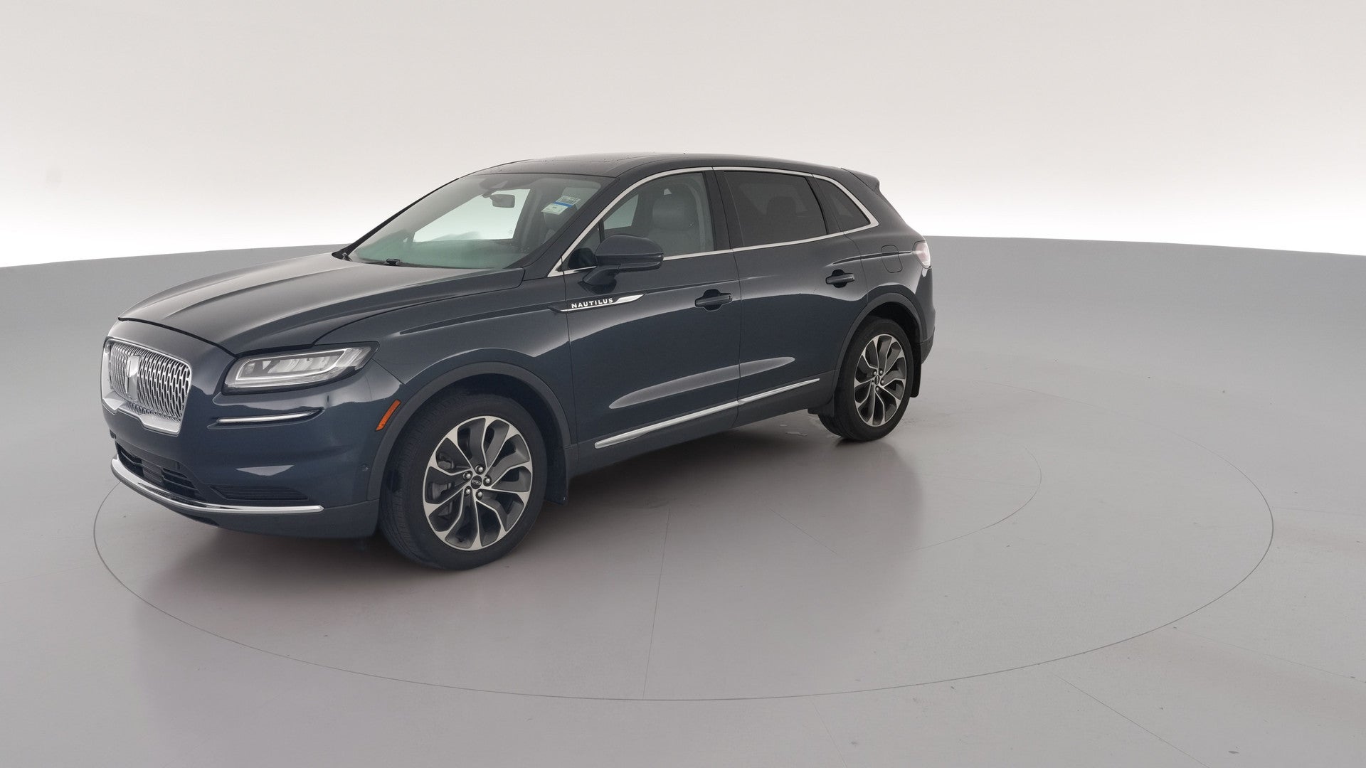 2021 Lincoln Nautilus vehicle photo