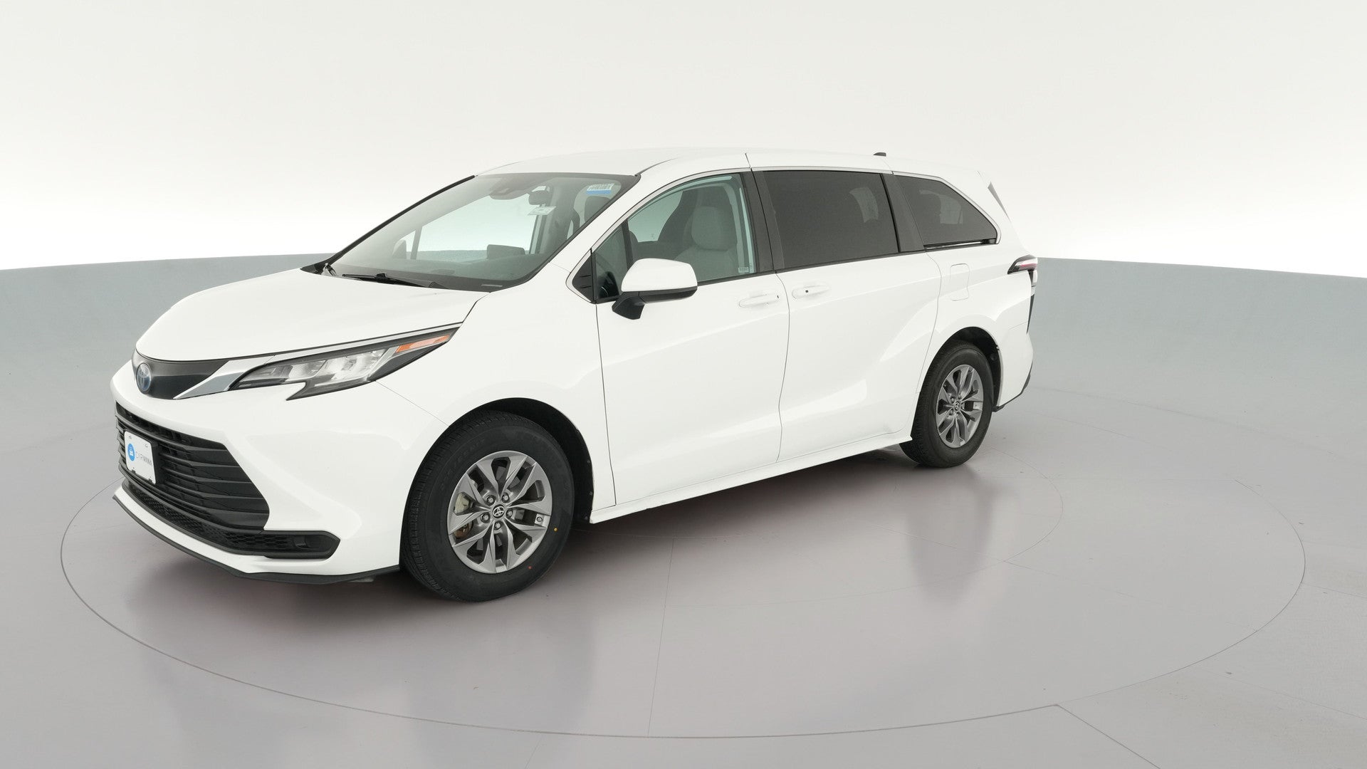 2023 Toyota Sienna vehicle photo