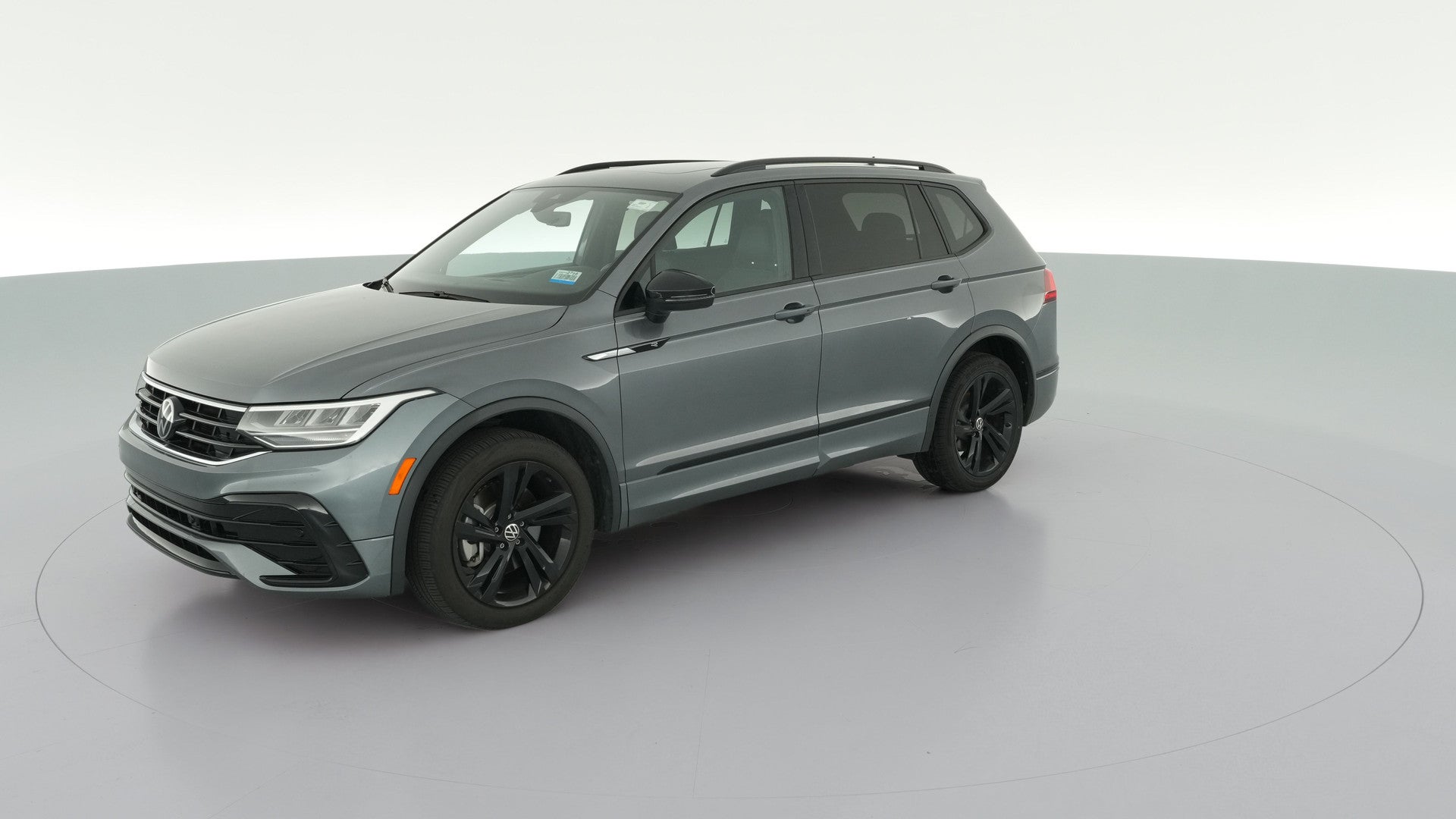 2024 Volkswagen Tiguan vehicle photo
