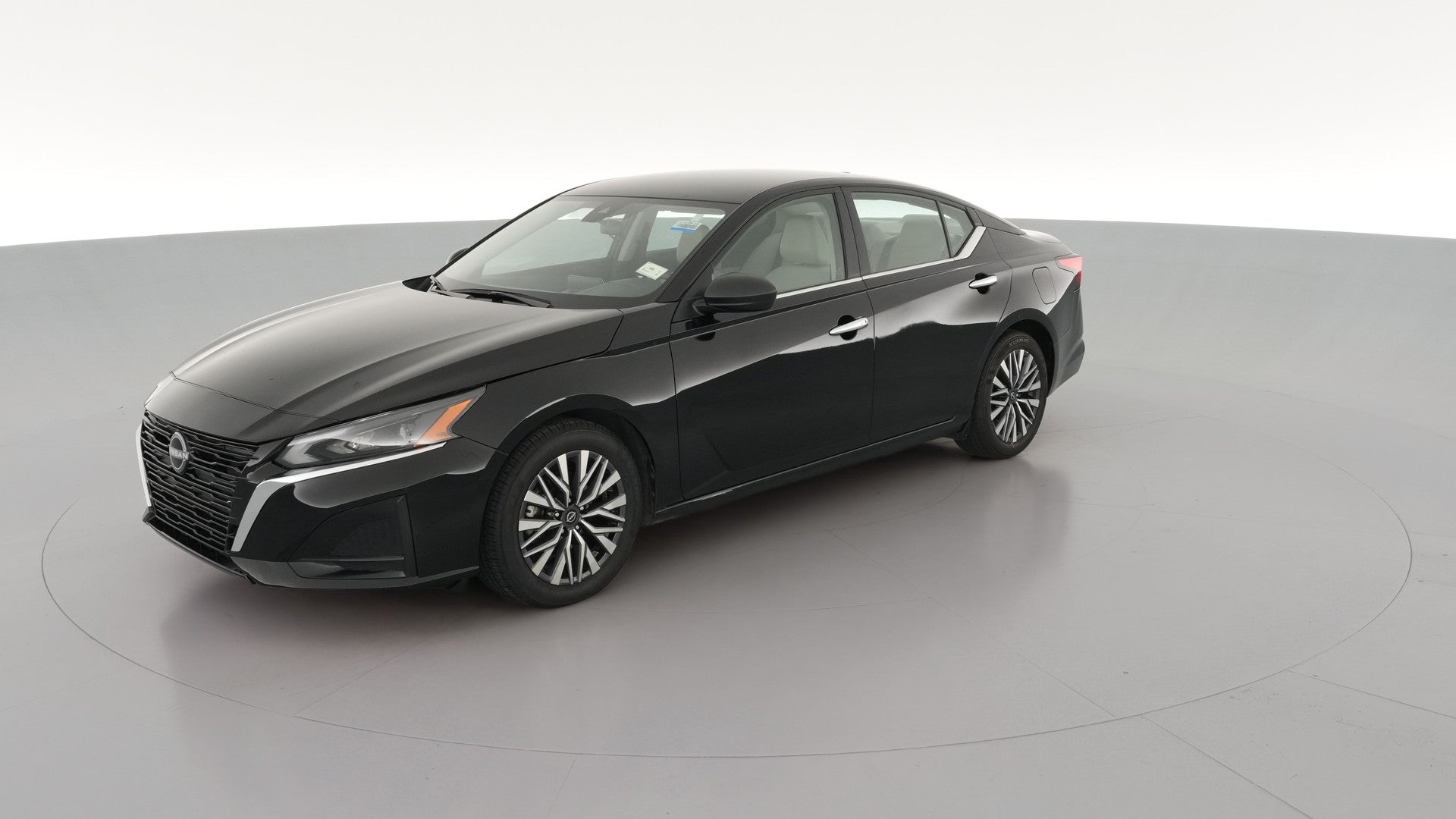 2025 Nissan Altima vehicle photo