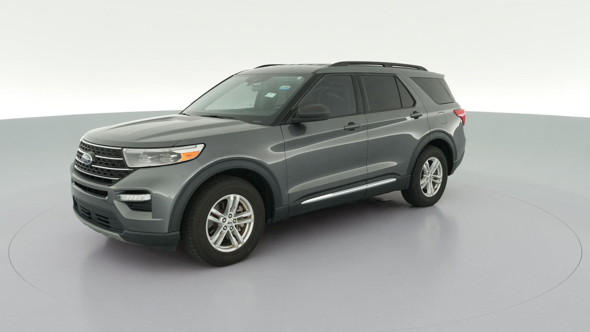 2023 Ford Explorer vehicle photo