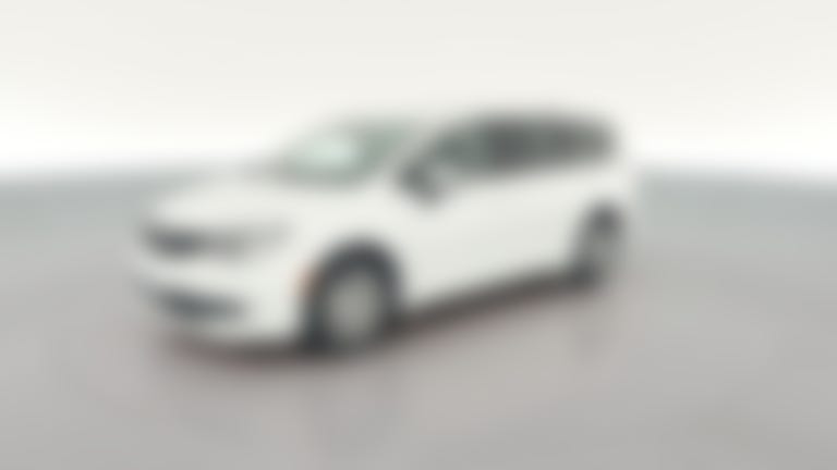 2023 Chrysler Voyager vehicle photo