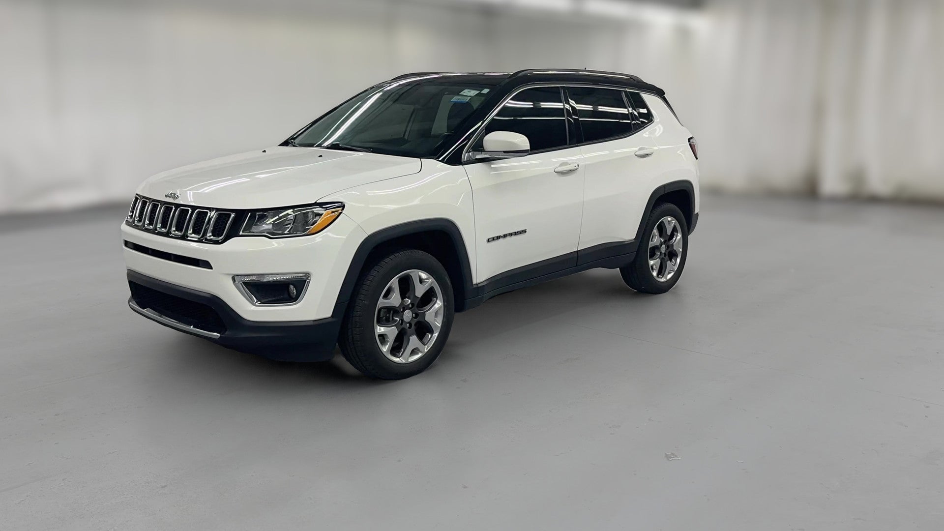2019 Jeep Compass vehicle photo