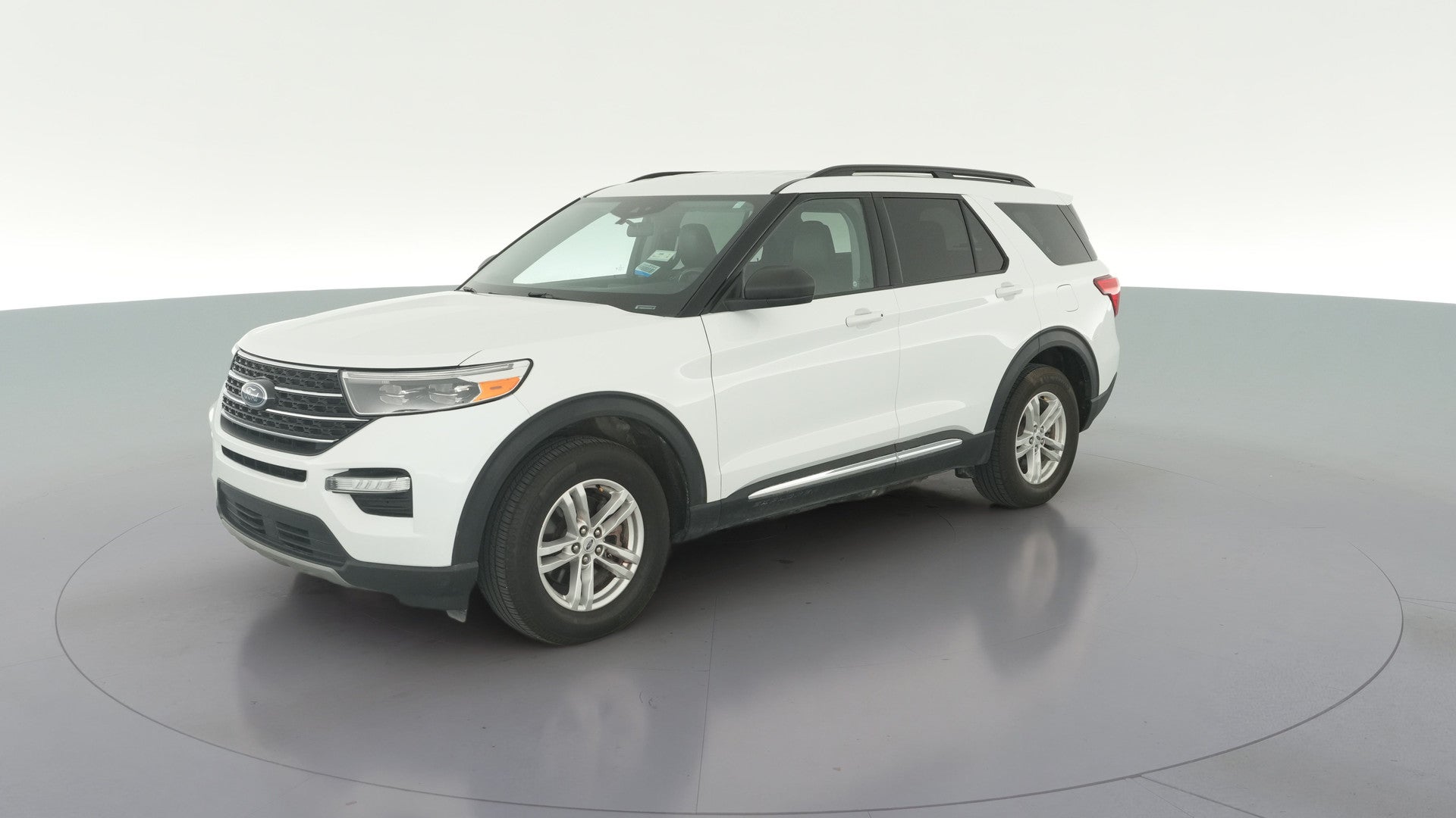 2020 Ford Explorer vehicle photo