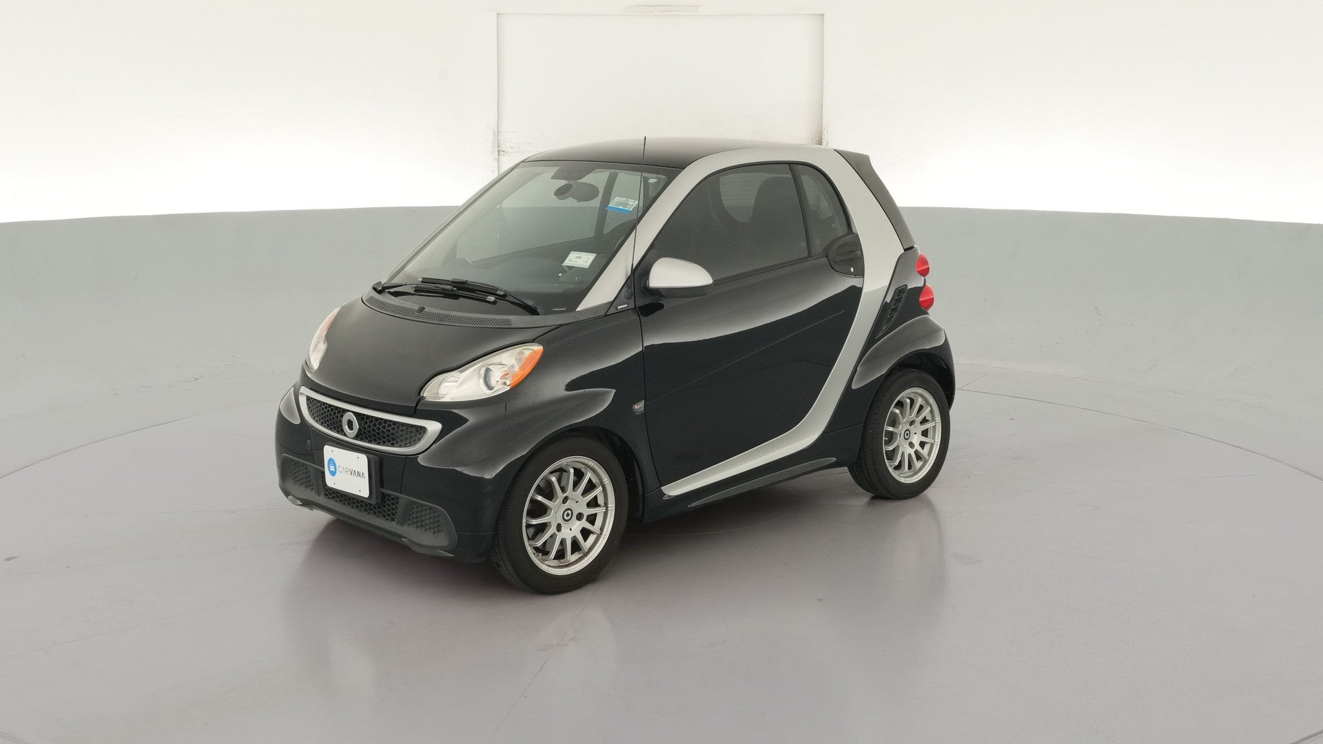 2013 smart fortwo vehicle photo