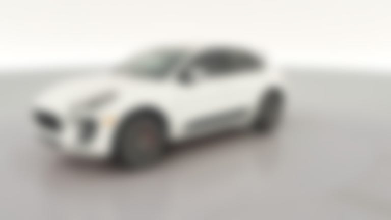 2017 Porsche Macan vehicle photo