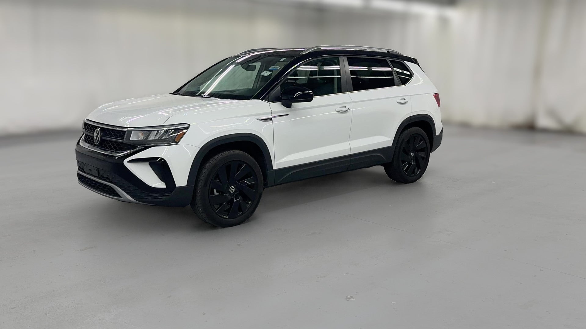 2024 Volkswagen Taos vehicle photo