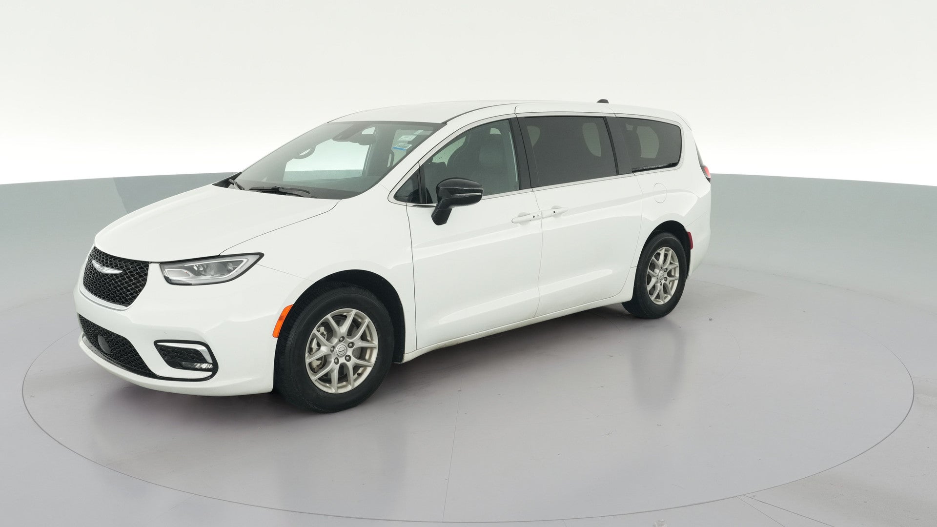 2026 Chrysler Pacifica vehicle photo