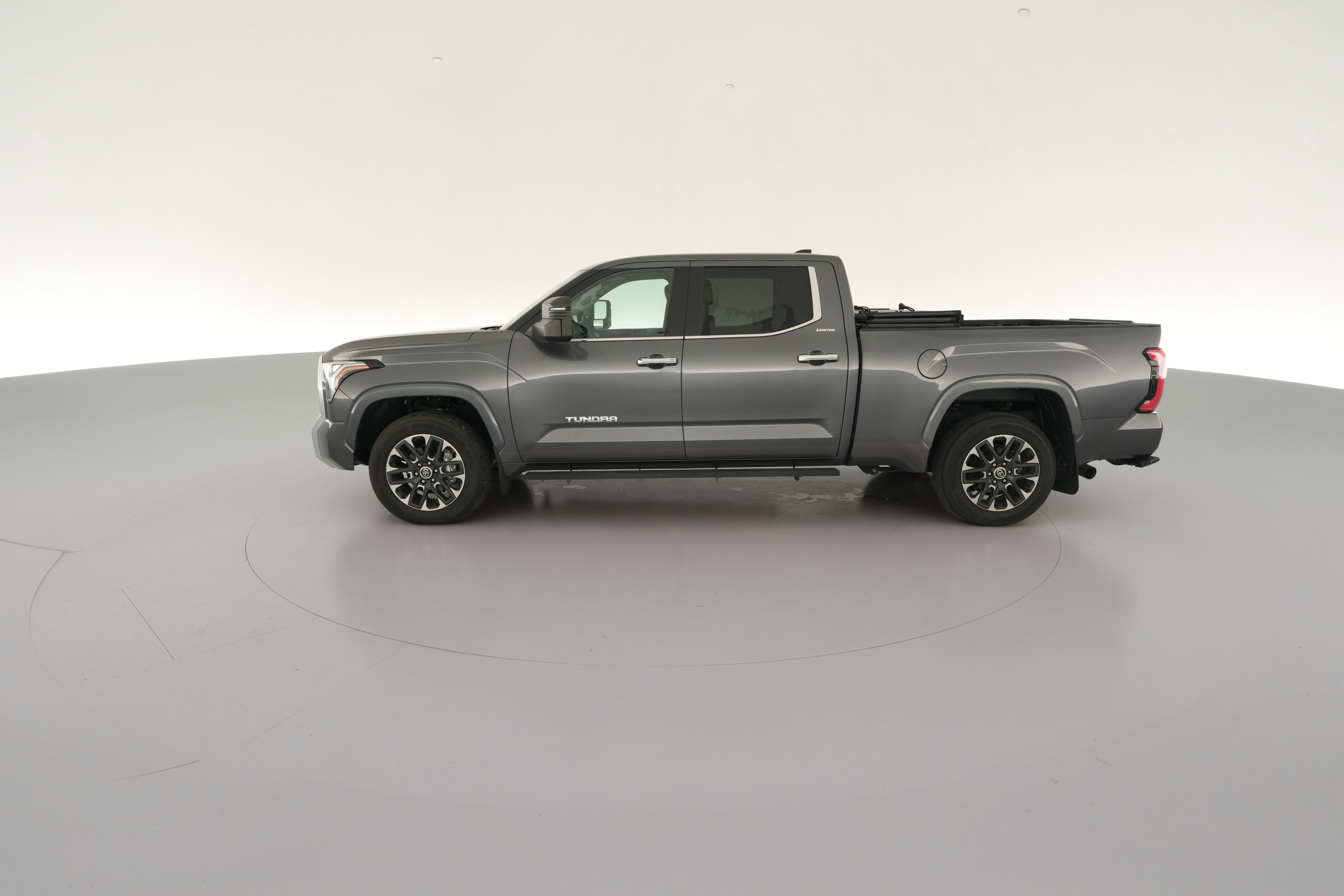 2023 Toyota Tundra Limited - Photo 26