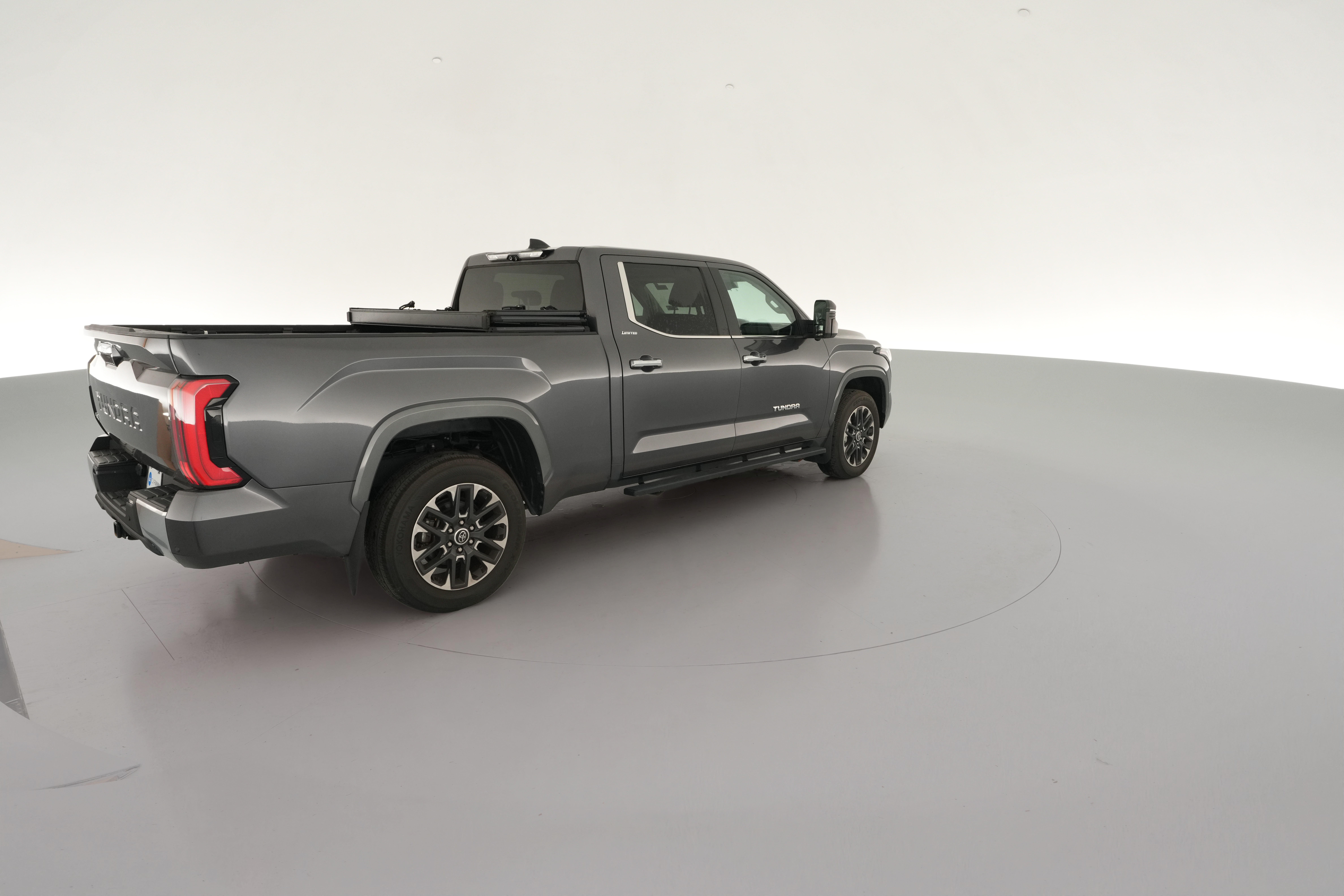 2023 Toyota Tundra Limited - Photo 32