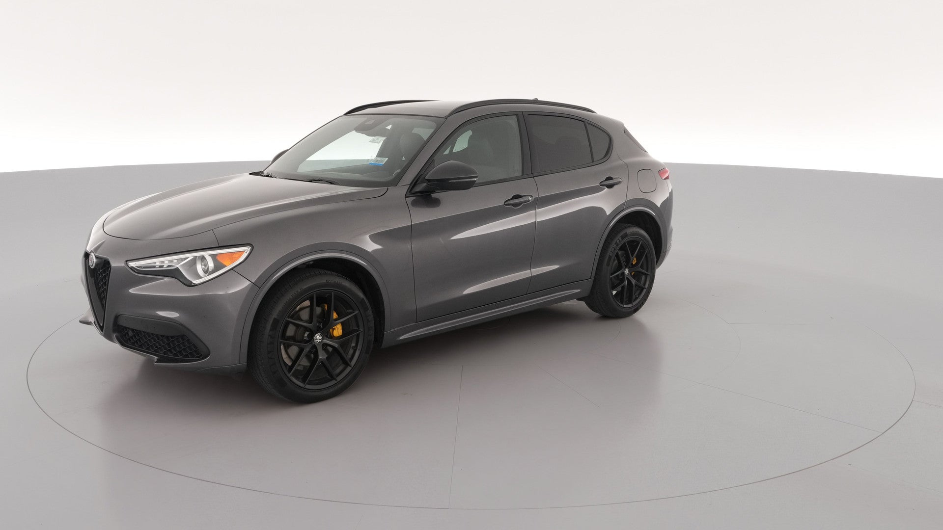 2020 Alfa Romeo Stelvio vehicle photo