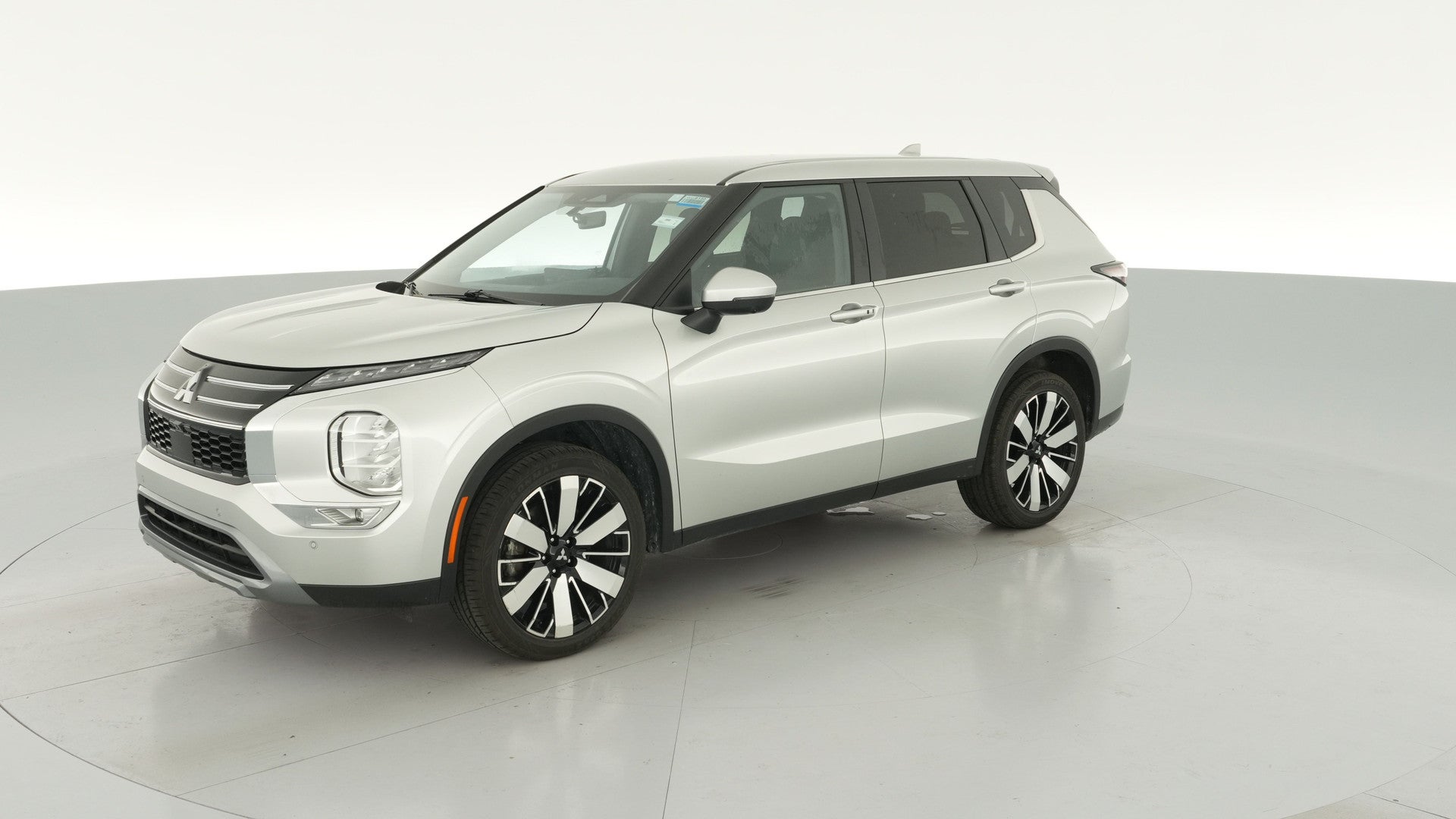 2025 Mitsubishi Outlander vehicle photo