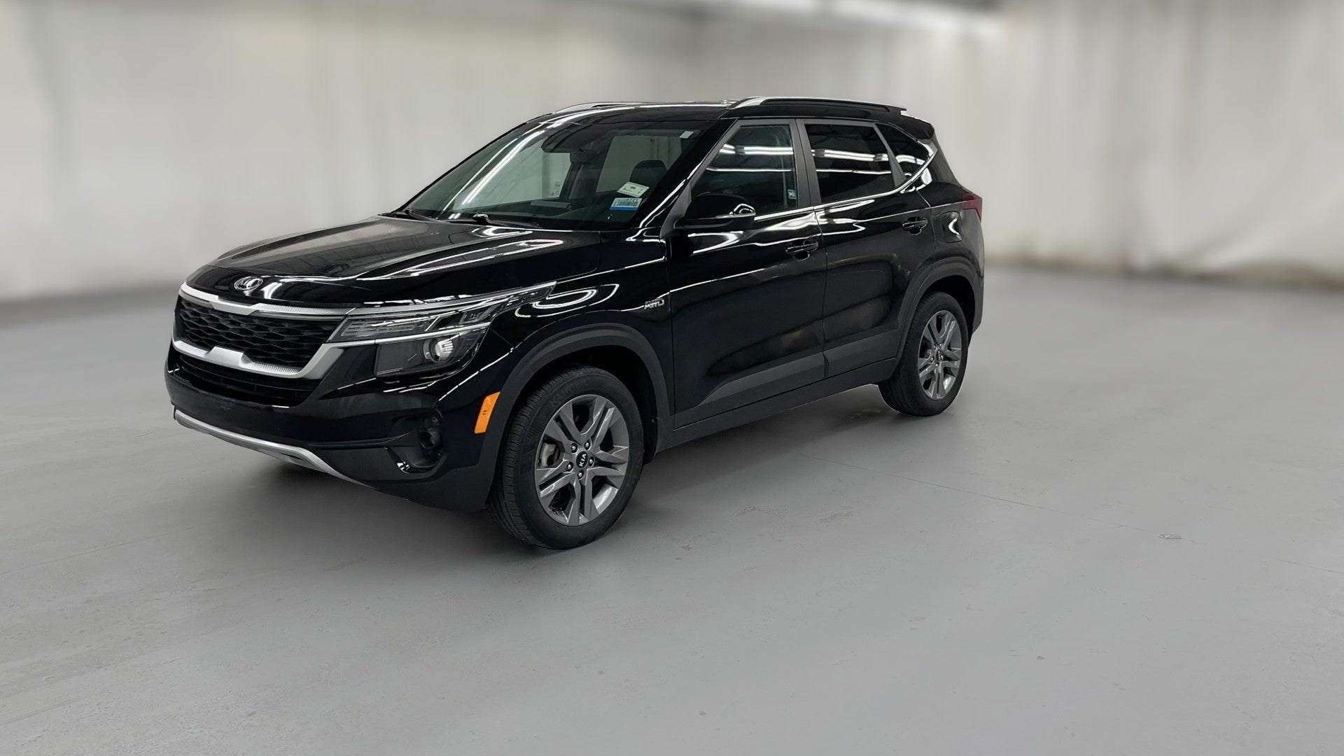 2021 Kia Seltos vehicle photo