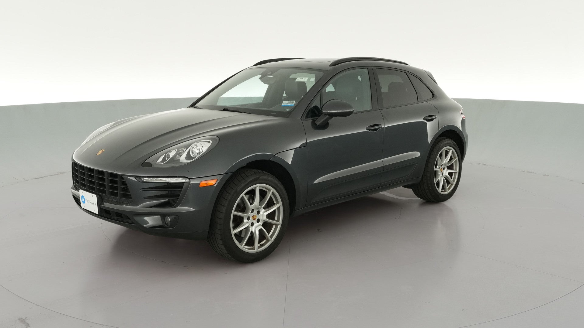 2018 Porsche Macan vehicle photo
