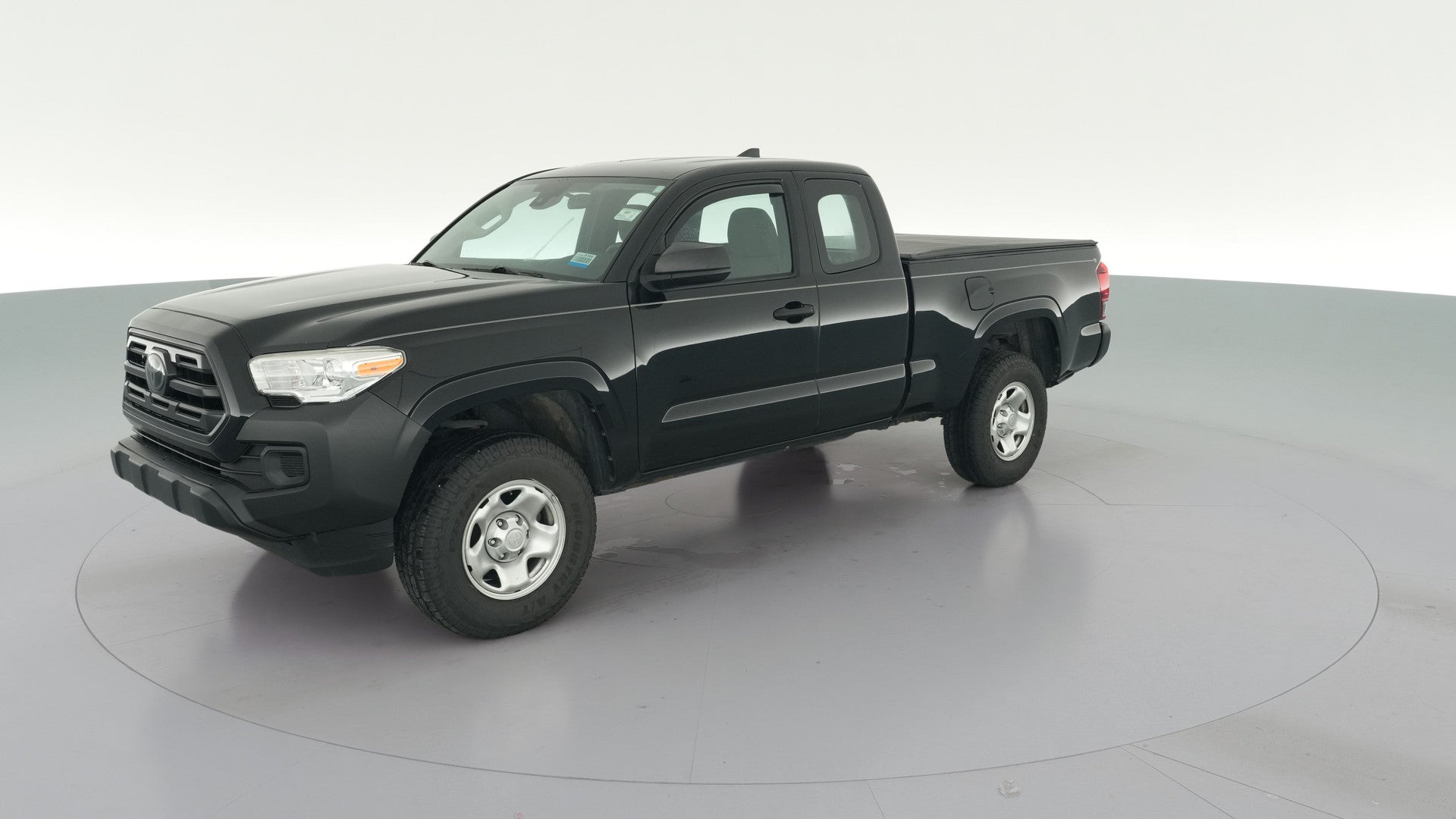 2018 Toyota Tacoma Access Cab vehicle photo