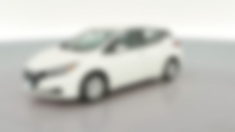 2025 Nissan LEAF vehicle photo