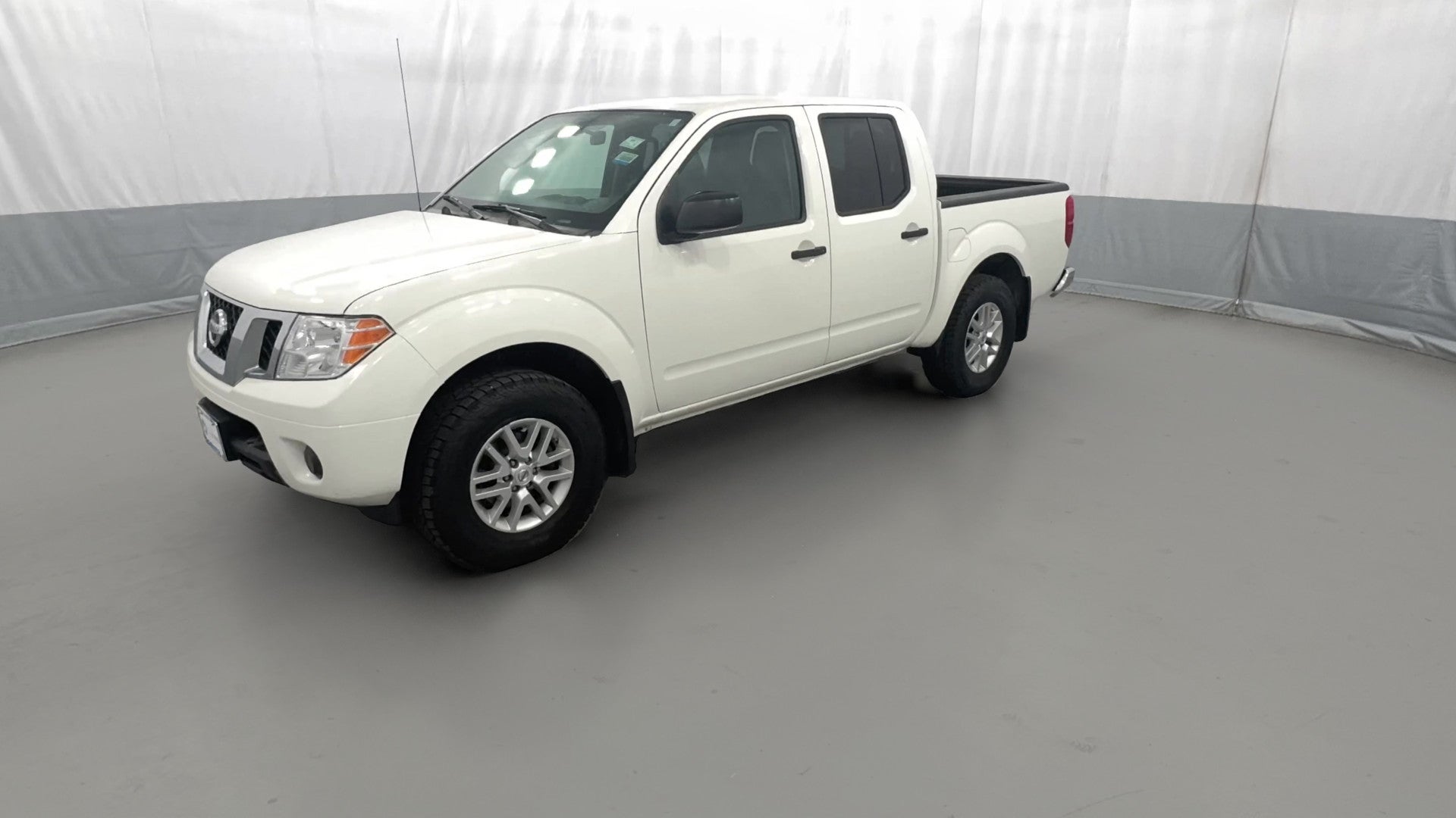 2019 Nissan Frontier Crew Cab vehicle photo
